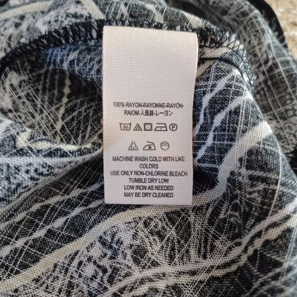 Free People Walking on a Dream Tunic Top Black White S NWOT - Picture 10 of 10